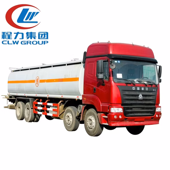Nouvel état 8X4 12 roues 35cbm camion de distribution diesel ravitailler Bowser camion de carburant camion-citerne réservoir d'huile camion de transport