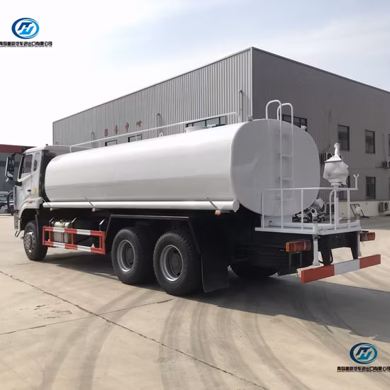 Camion-citerne de carburant 20000L Sinotruk HOWO 6X4 Gasolineoil Camion de transport avec distributeur